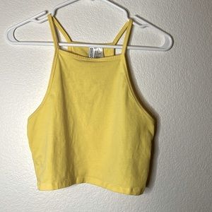 CUTE YELLOW CROP TOP